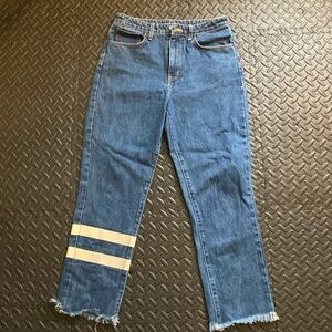 CARMAR. Los Angeles. Jeans. Size 29. EUC. Pet and Smoke free home.